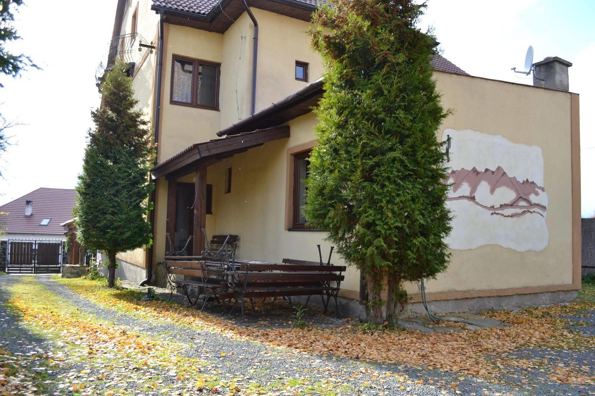 Apartmány Village Veľký Slavkov Esterno foto