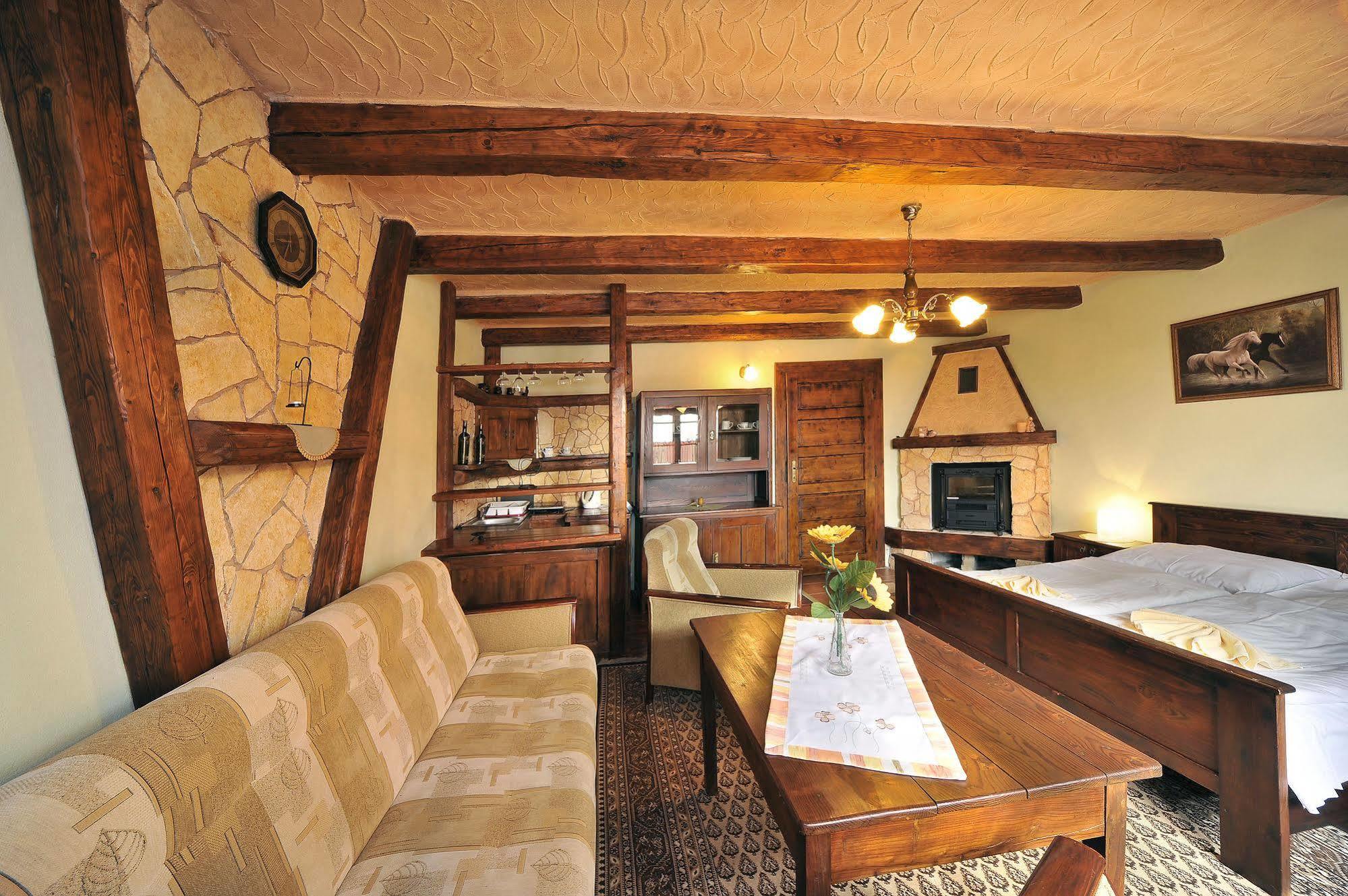 Apartmány Village Veľký Slavkov Esterno foto